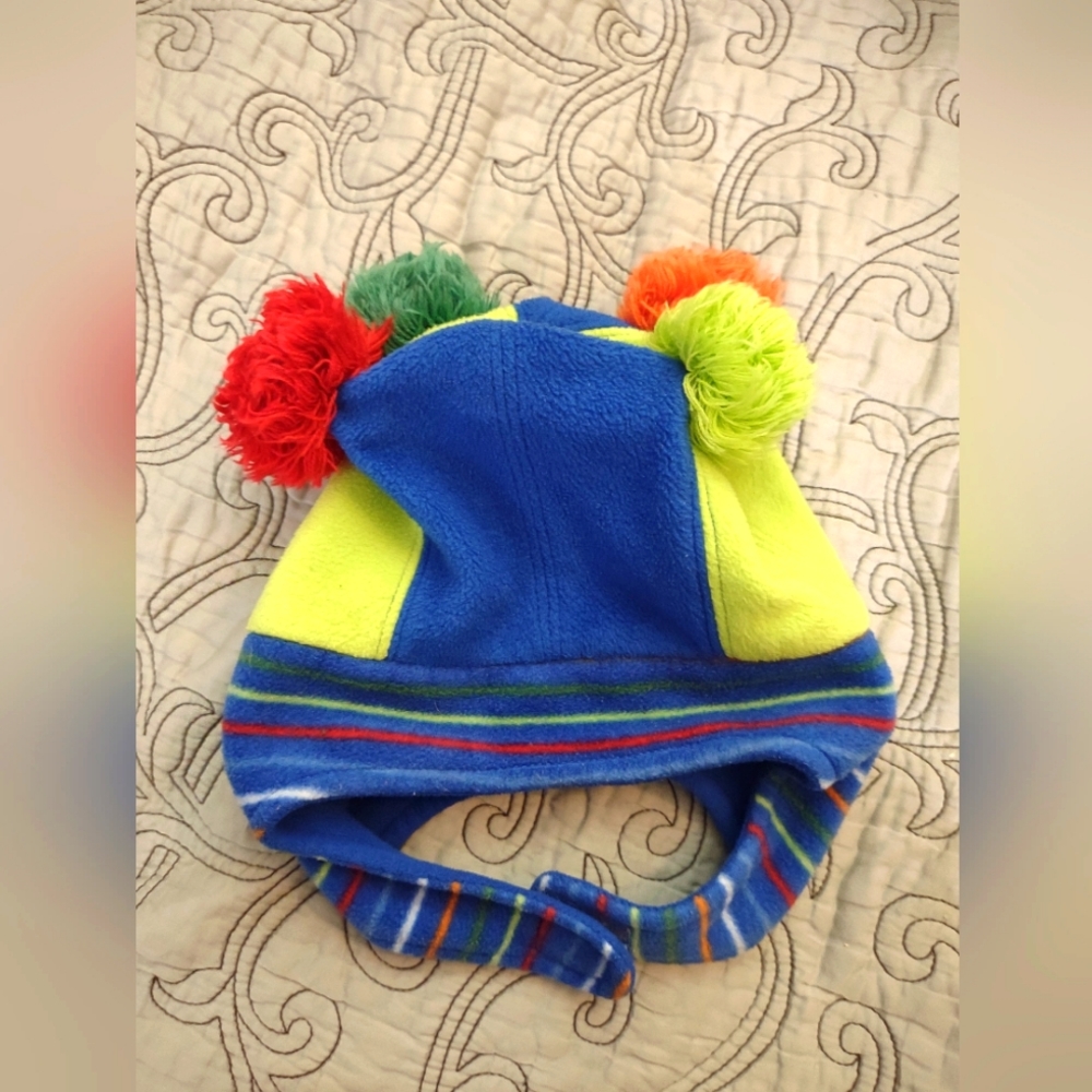 Gap kids fleece pom pom beanie